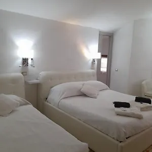  Bed and breakfast & Caffe Italia