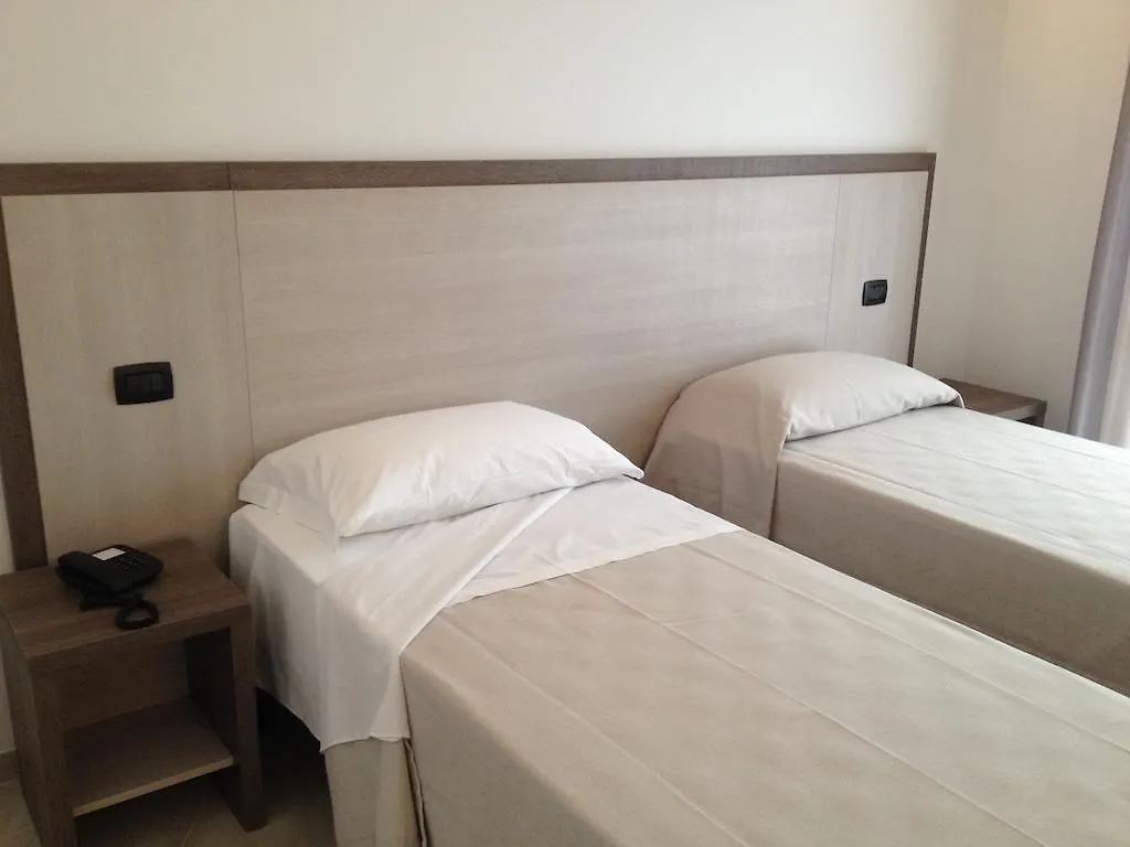 Hotel Lido Inn Lido di Camaiore 3*,